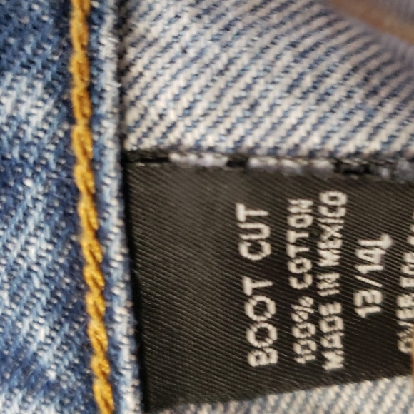 Express Bootcut Jean's - Picture 9 of 9